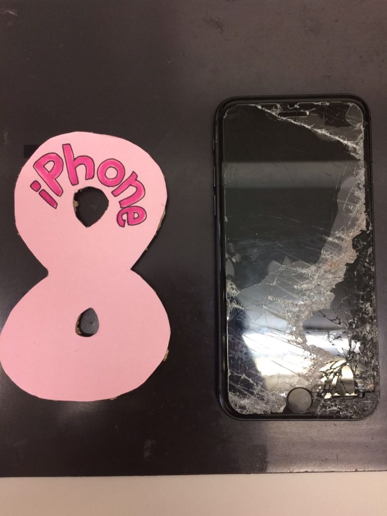 画面割れ iPhone8 before スマホスピタル鹿児島店
