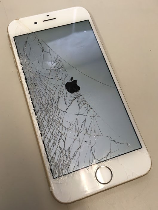 画面割れ iPhone7 before スマホスピタル鹿児島店