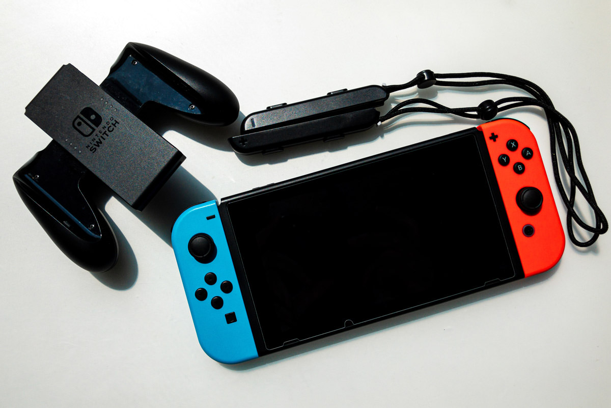 Nintendo　switch本体　バッテリー増量型　任天堂スイッチ