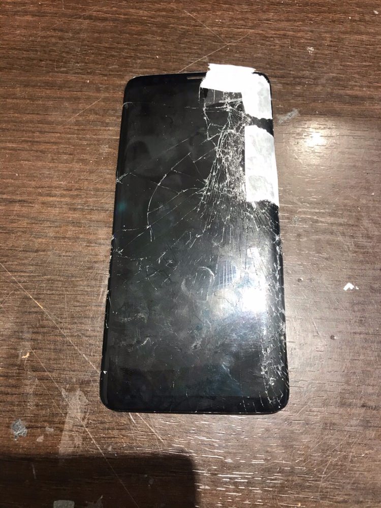 galaxy-s9plus%e7%94%bb%e9%9d%a2%e4%bf%ae%e7%90%86