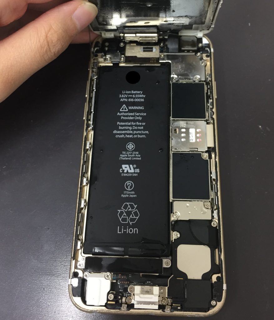 iPhone6S　水没修理　スマホスピタル博多駅前店