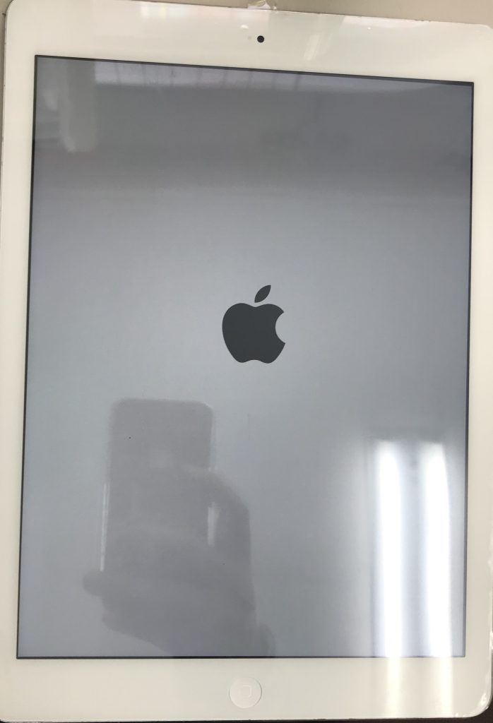 スマホスピタル博多駅前店iPadAir