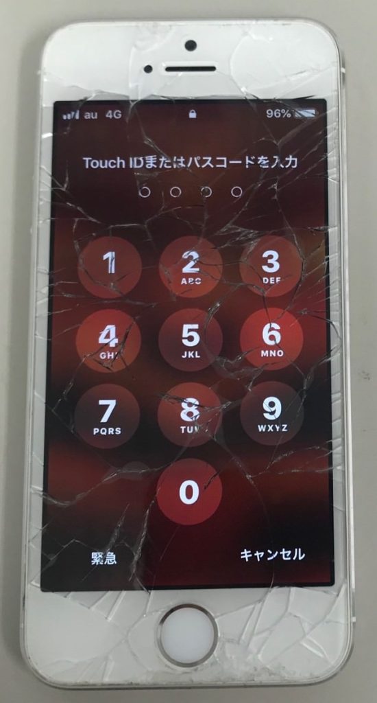 スマホスピタル博多駅前店 iPhone5s 画面交換