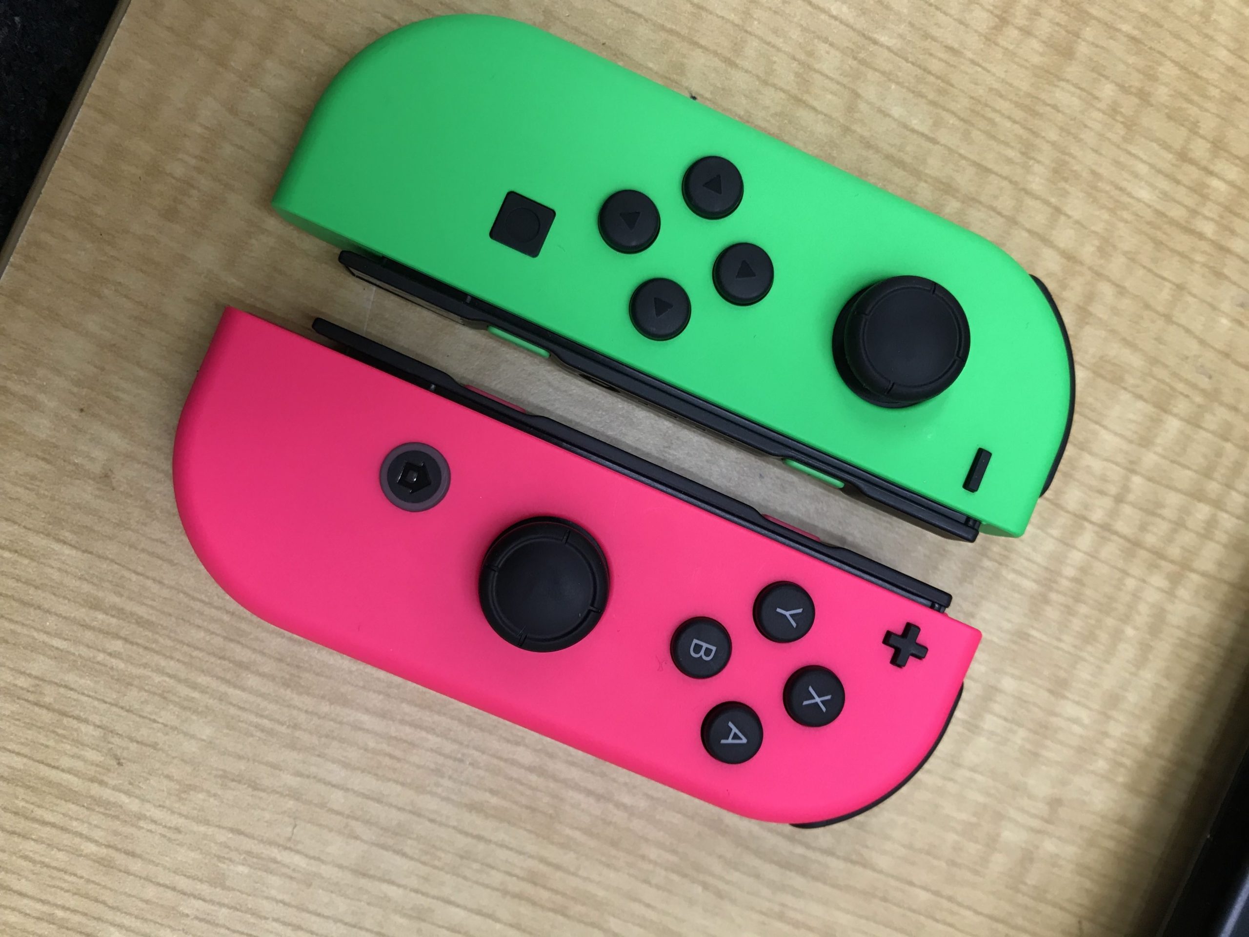 Nintendo SwitchのJoy-Con（ジョイコン・コントローラー・スティック