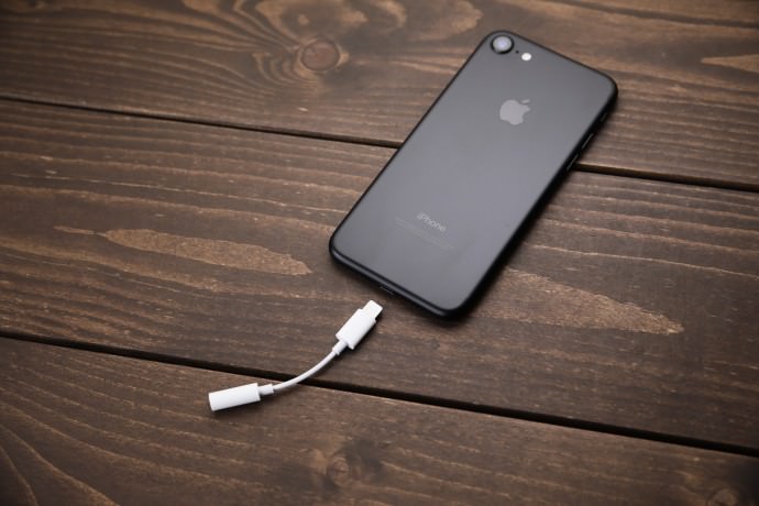 iPhoneイヤホン