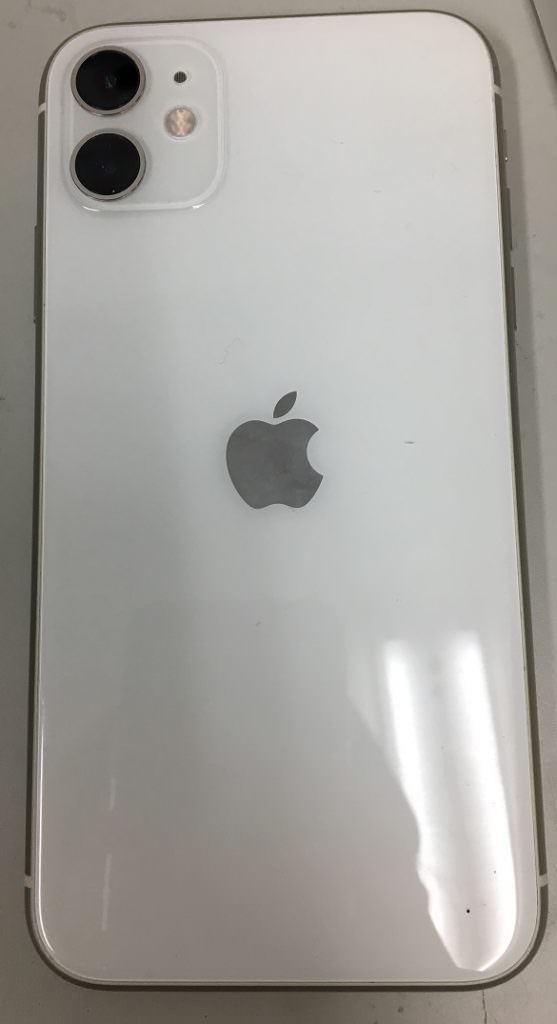スマホスピタル博多駅前店 iPhone11 画面交換