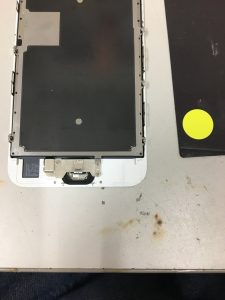 iPhone 6s 画面交換　画面割れ　スマホスピタル博多駅前店