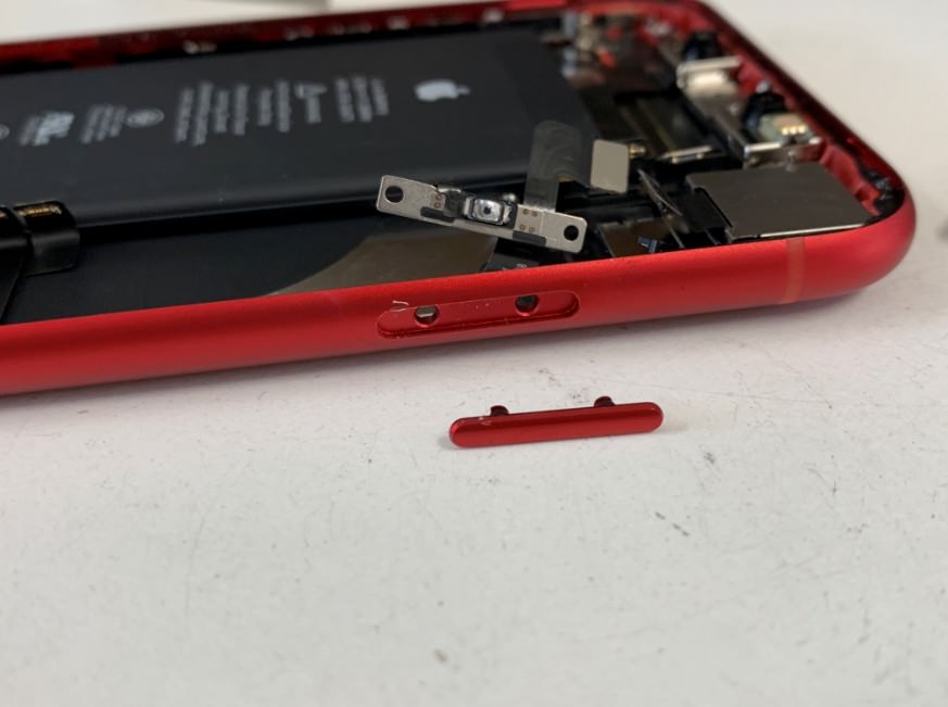 iPhone スリープボタン(電源ボタン) 修理の料金や事例 | スマ
