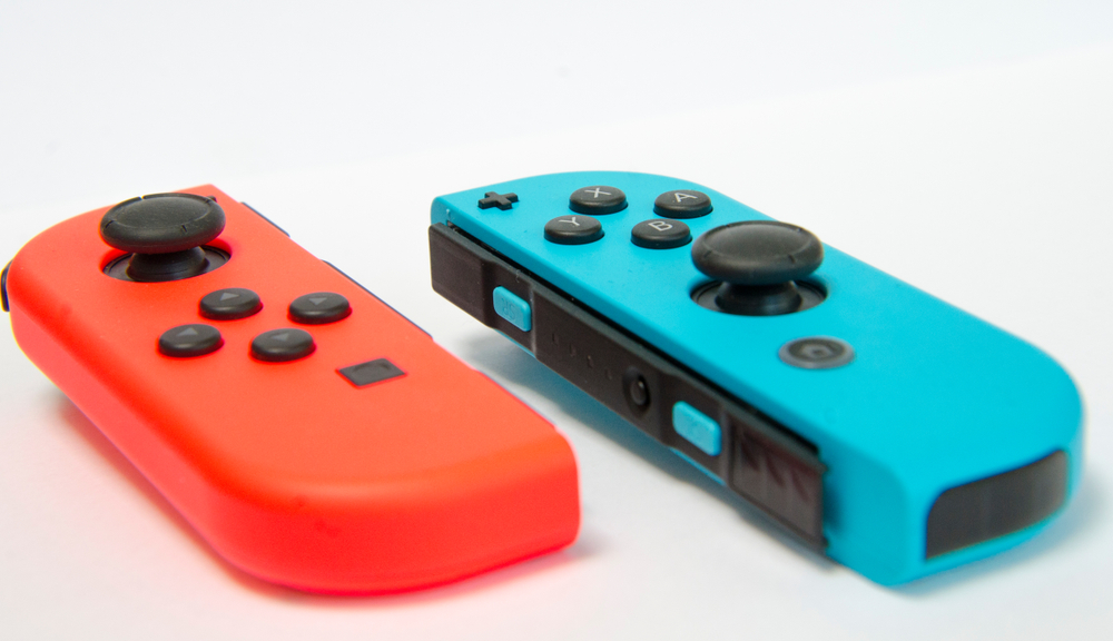 Switchのジョイコン修理の値段・期間は？買い替えと比べて安いのは？