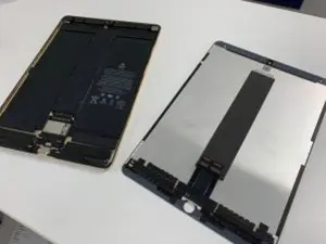 水没したiPad Pro 10.5の内部と基板の状態