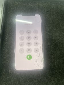 iPhone11pro画面交換前