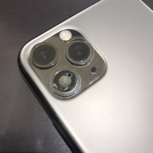 iPhone11Pro望遠カメラレンズ修理前