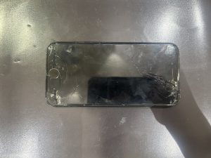 iPhone7 画面交換　修理前