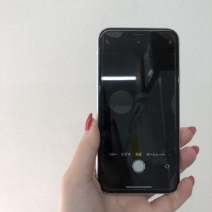 iPhoneXR　バックカメラ　修理前