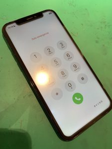 iPhone11Pro　画面交換