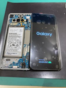 GalaxyS10　修理中