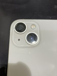 iPhone13広角修理前