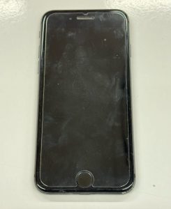 iPhone8 ドックコネクター交換1