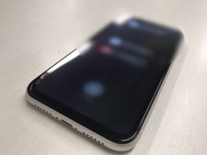 iPhoneXR画面交換２