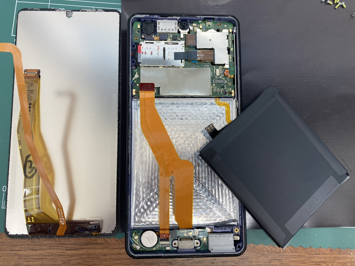 AQUOSのバッテリー交換は即日修理【アクオス センス5G】 | スマ