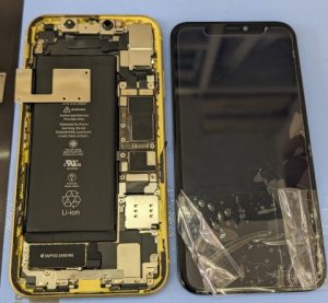 iPhone11画面破損