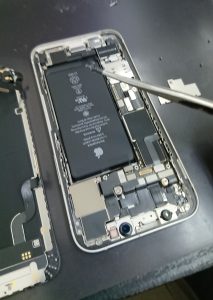 iPhone12mini画面修理