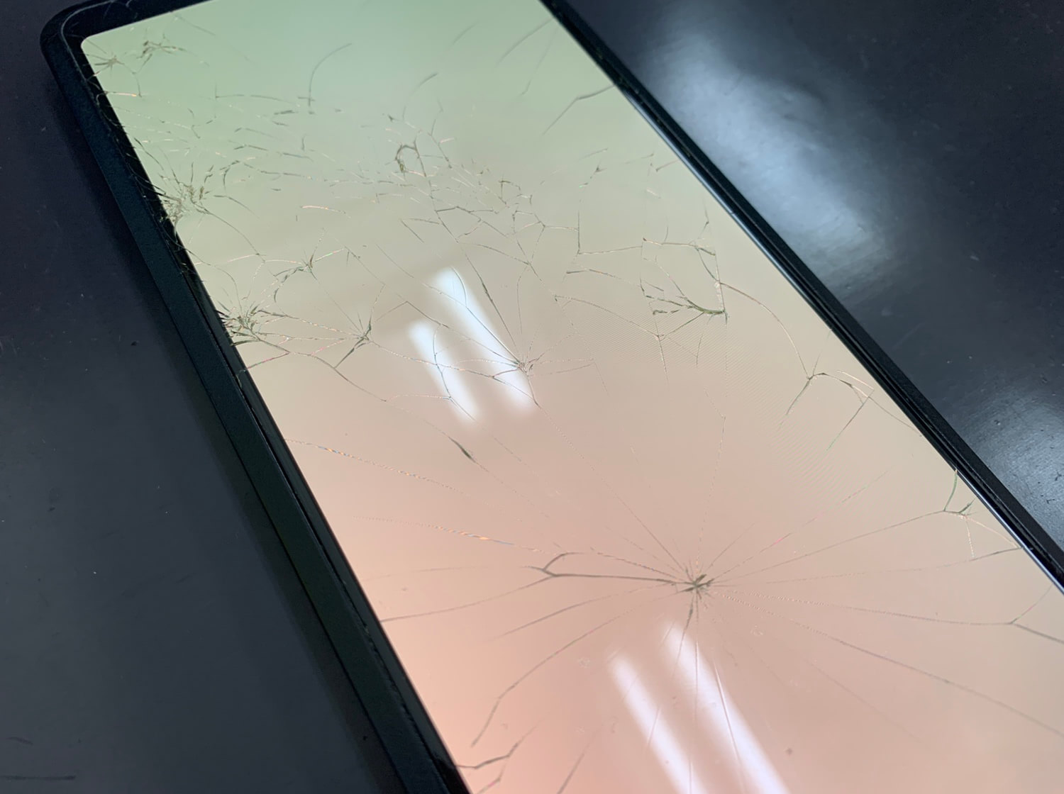 Xperia PRO (XQ-AQ52) 画面割れの修理をご依頼いただきました！ | スマ