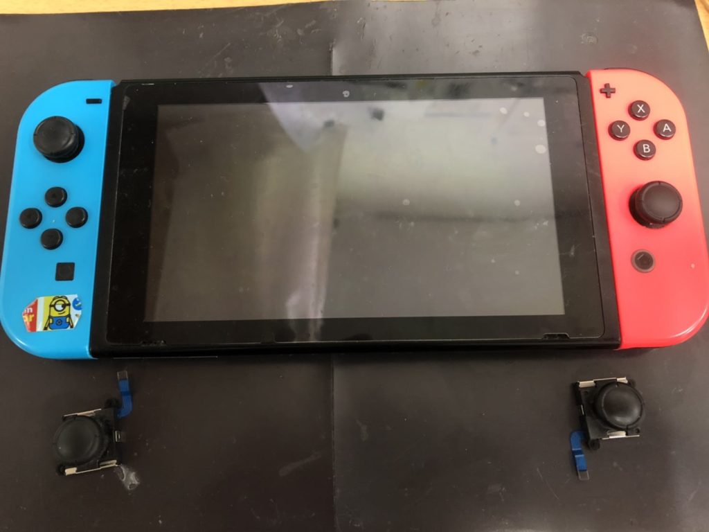 任天堂switch JoyConアナログ交換