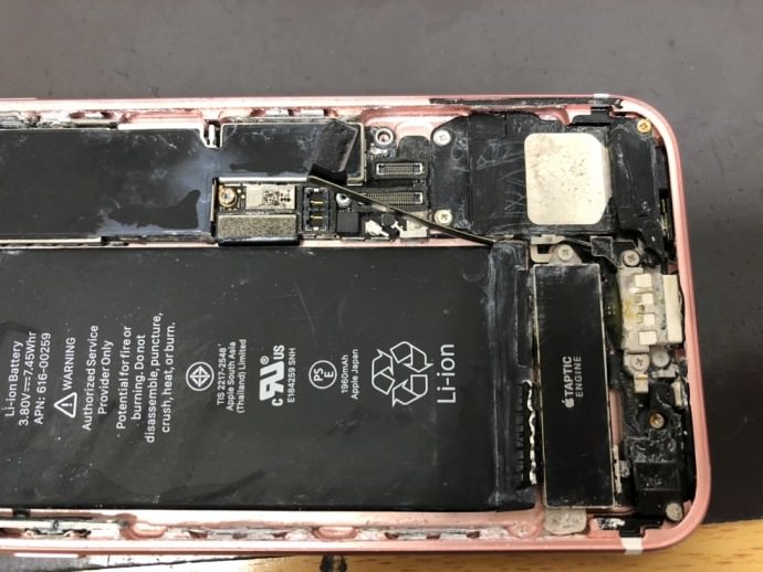 iPhone 7海水没