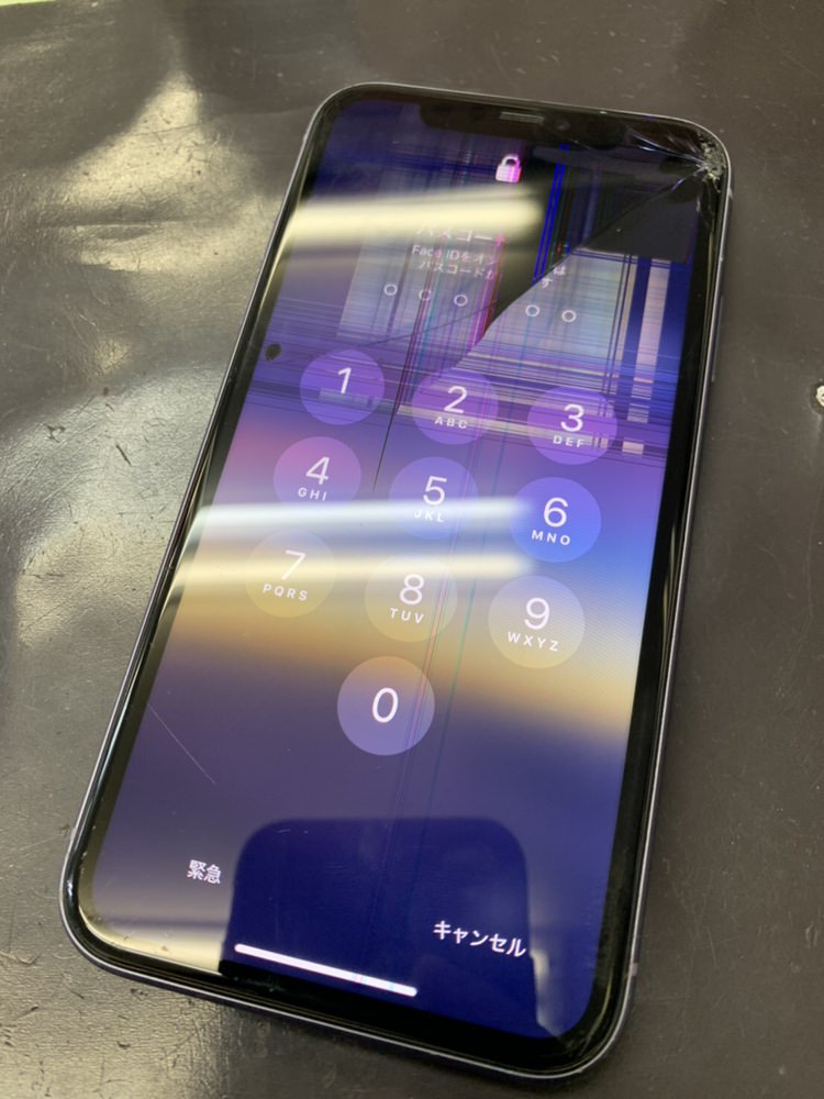 iPhoneXR 液晶 線 漏れ 2.12 修理速報