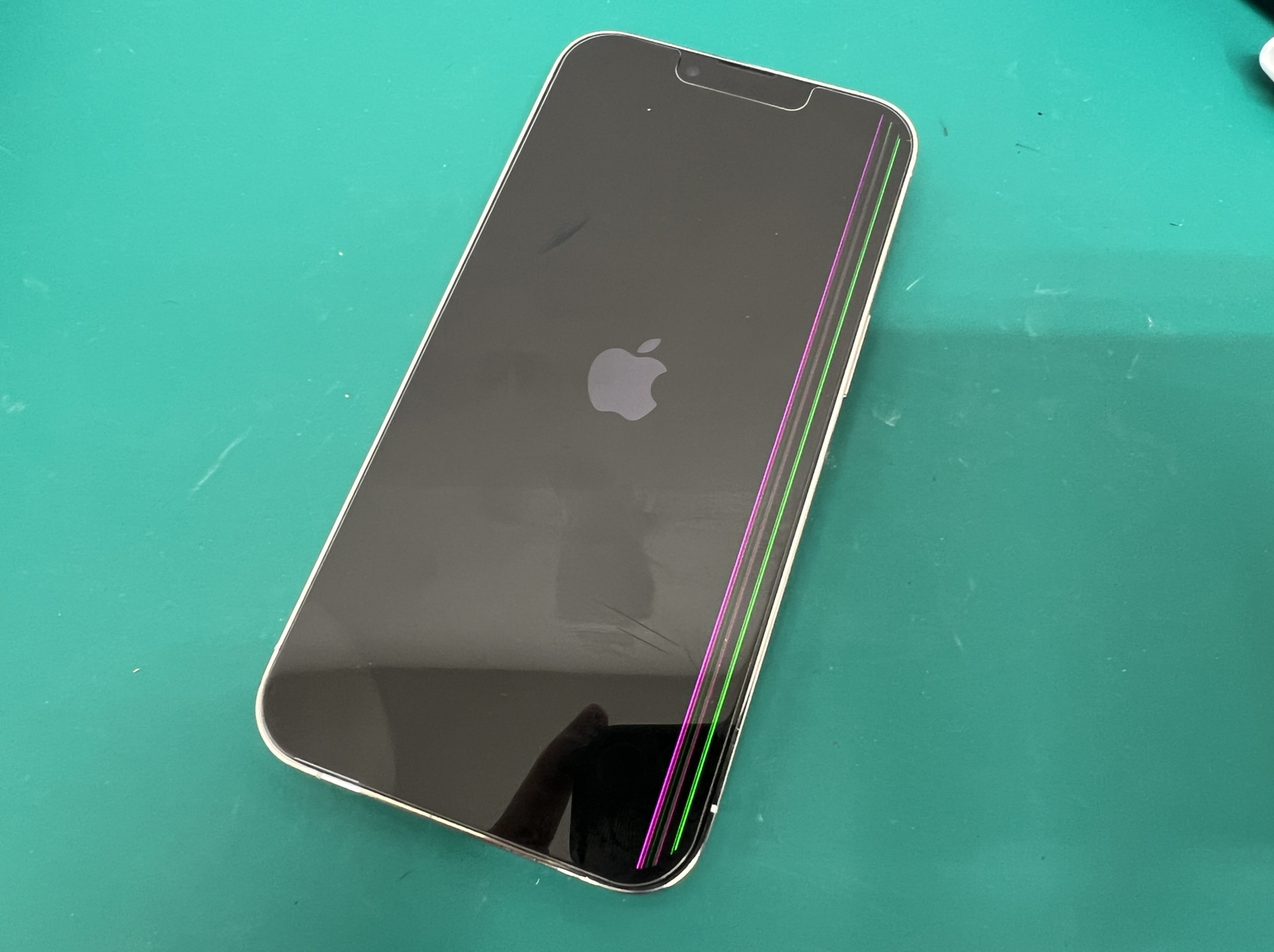 アイフォン4、psp、Dsi(下画面傷おおめ)普通に使えます！ アイフォン4