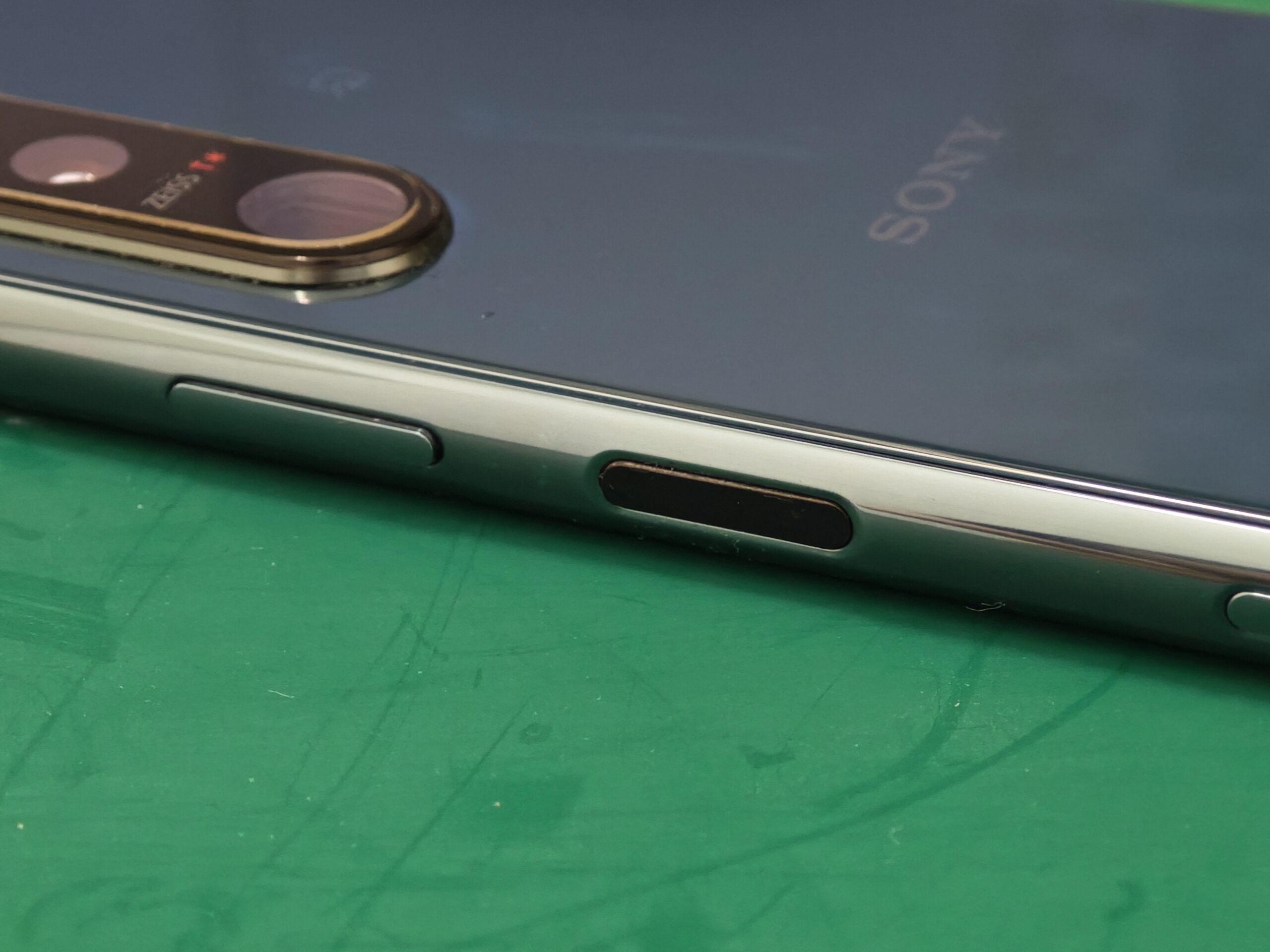 Sony Xperia 5 Ⅲ 128G 電源ボタンに難あり Sony Xperia 5 Ⅲ 128G