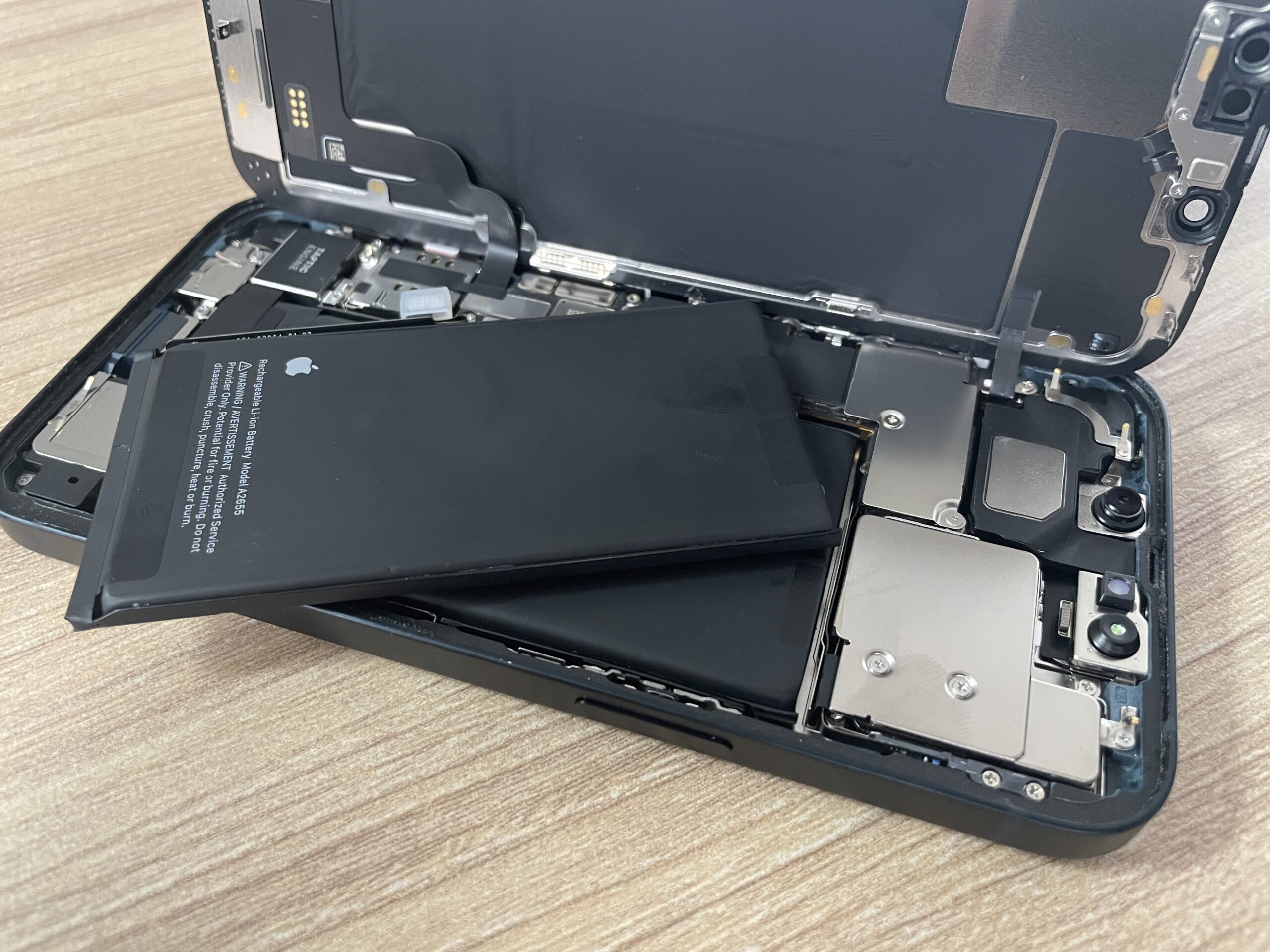 iPhone 13 バッテリー交換のご依頼頂きました | スマホスピタル iPhone 13 バッテリー交換のご依頼頂きました | スマホスピタル