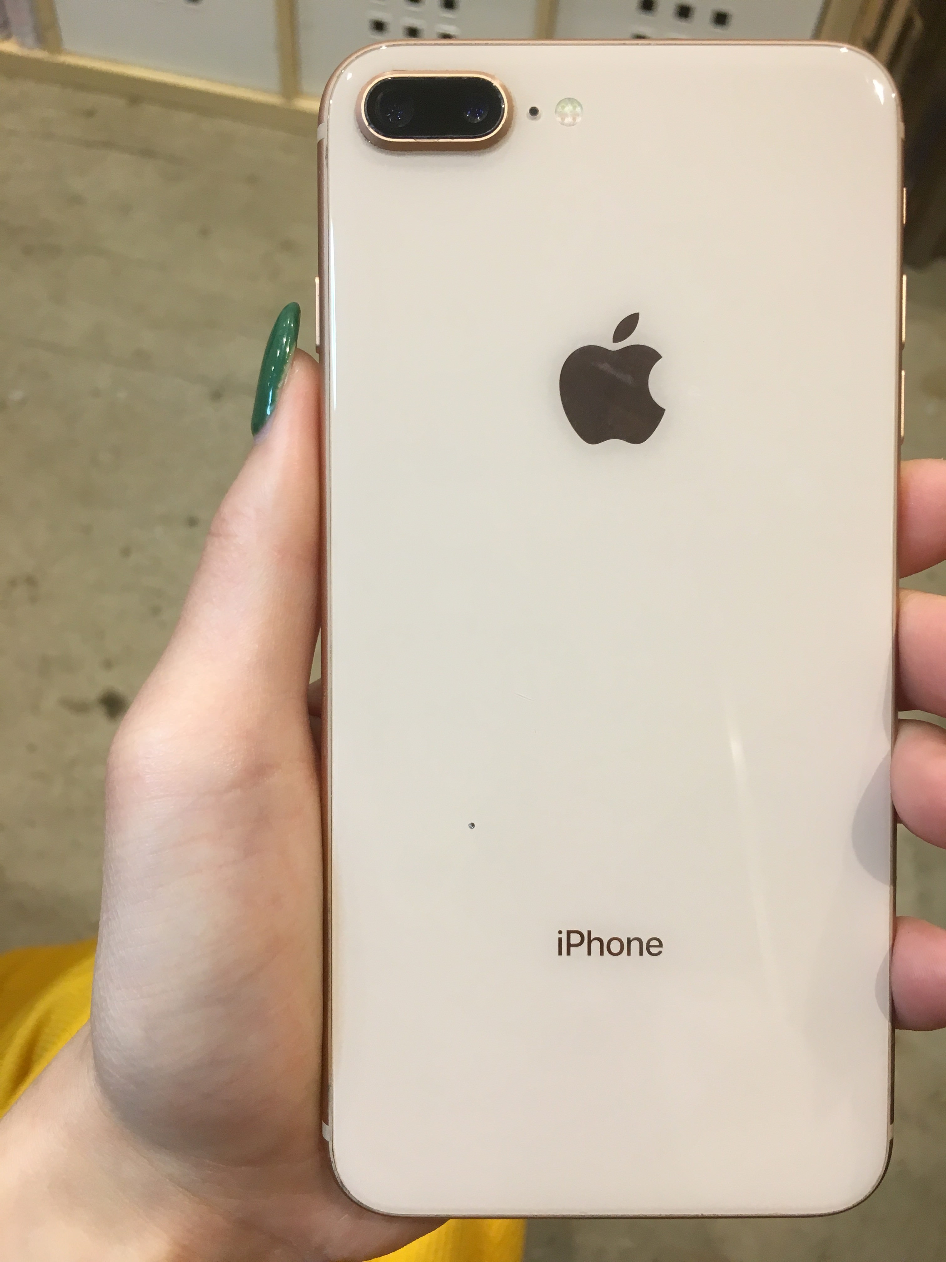 iPhone8Plusのカメラレンズ交換修理！ | スマホスピタル尼崎