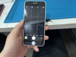 iPhone 8 アウトカメラ交換 横浜元町中華街