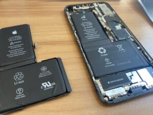 iPhone X バッテリー交換 横浜市磯子区