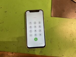 iPhone XS 画面修理