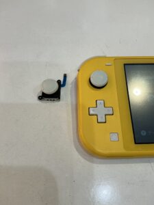 Switch liteのスティック交換を行いました！ | スマホスピタル 小田原