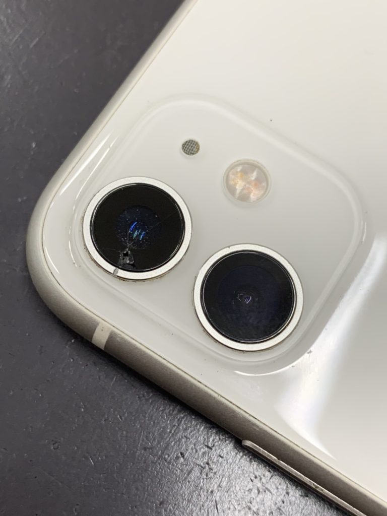 iPhone11　カメラレンズ