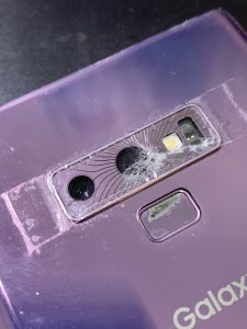 バックカメラレンズが割れたGalaxyNote9