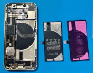 開封したiPhone 12 mini