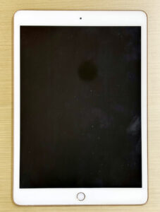iPad（第8世代）の水没復旧