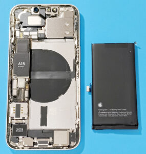 iPhone 13のバッテリー交換