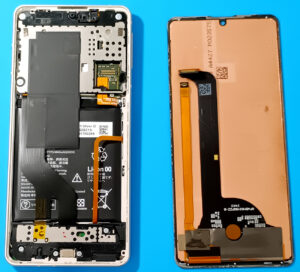 Aquos Sense 8の画面交換