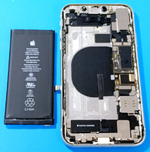 iPhone 11のバッテリー交換