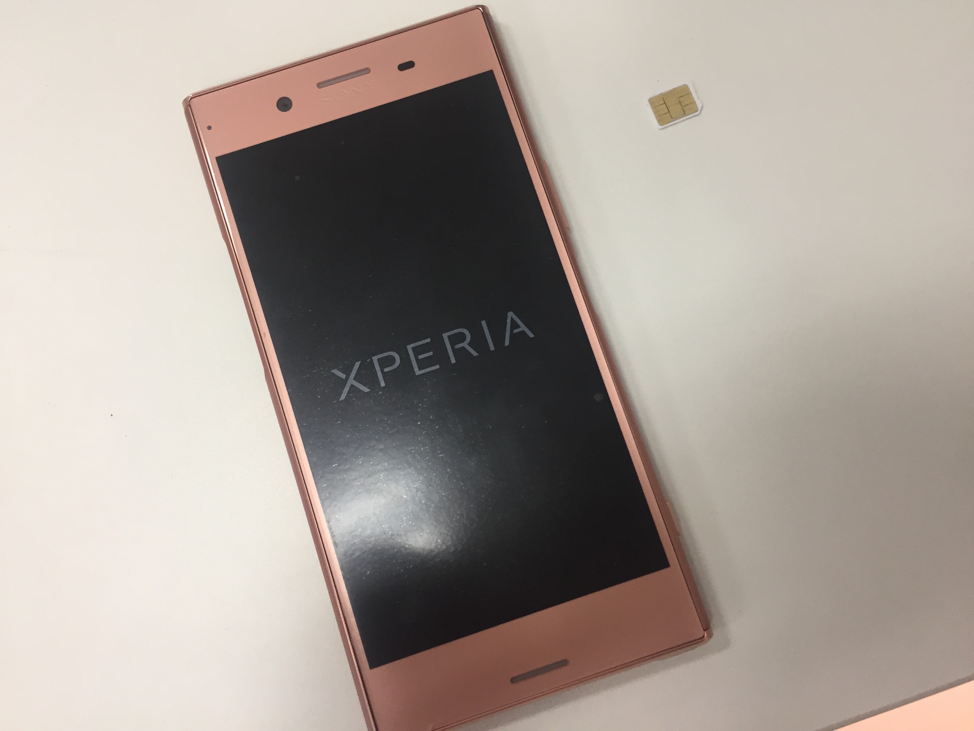 Xperia - XPERIA XZ Premium SIMフリーの+cootranspetrols.com