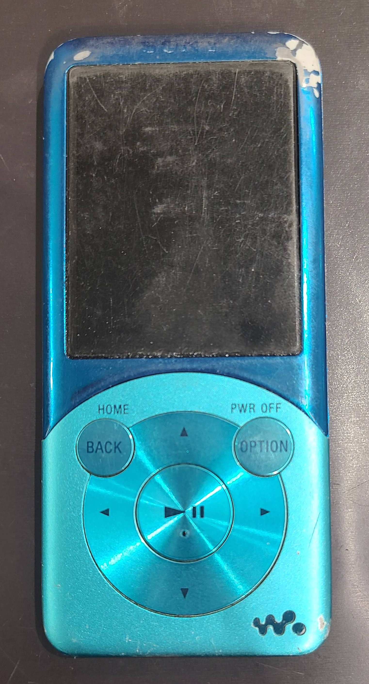 ウォークマンのバッテリー交換修理です スマホスピタル横浜関内