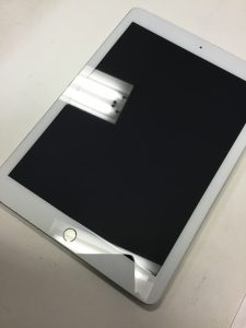 iPad7 画面交換 鶴見