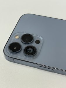 iPhone13ProMax　カメラレンズ交換修理