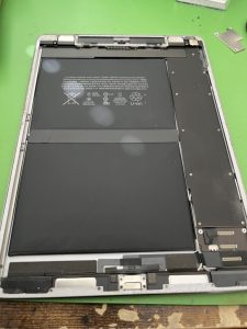 iPadPro9.7 バッテリー交換 阪東橋